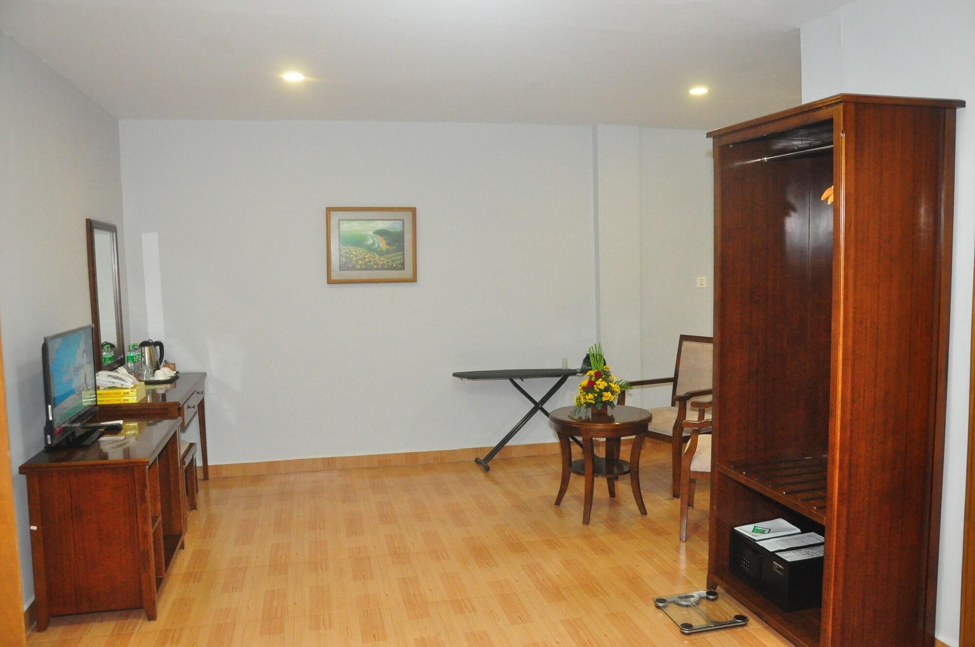 יאנגון Myanmar Sport Hotel מראה חיצוני תמונה