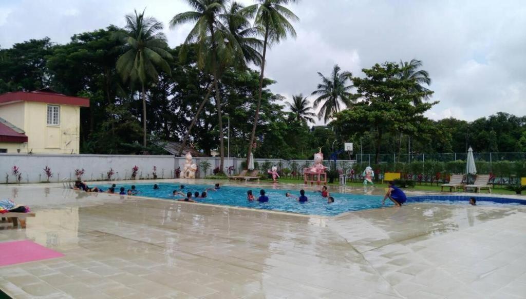 יאנגון Myanmar Sport Hotel מראה חיצוני תמונה