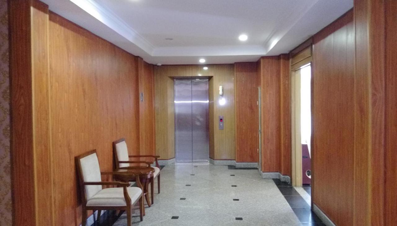 יאנגון Myanmar Sport Hotel מראה חיצוני תמונה